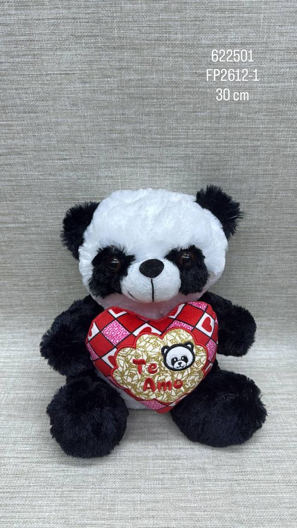 OSO PANDA CON CORAZON BORDADO ( TE AMO )