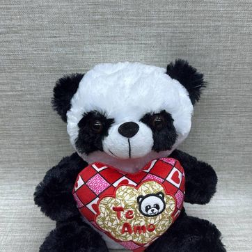 Imagen del producto OSO PANDA CON CORAZON BORDADO ( TE AMO )