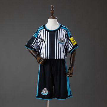 Newcastle United 2026-27 Niño Fan - imagen 1