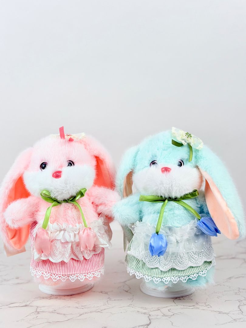 CONEJO TULIPANES 28CM