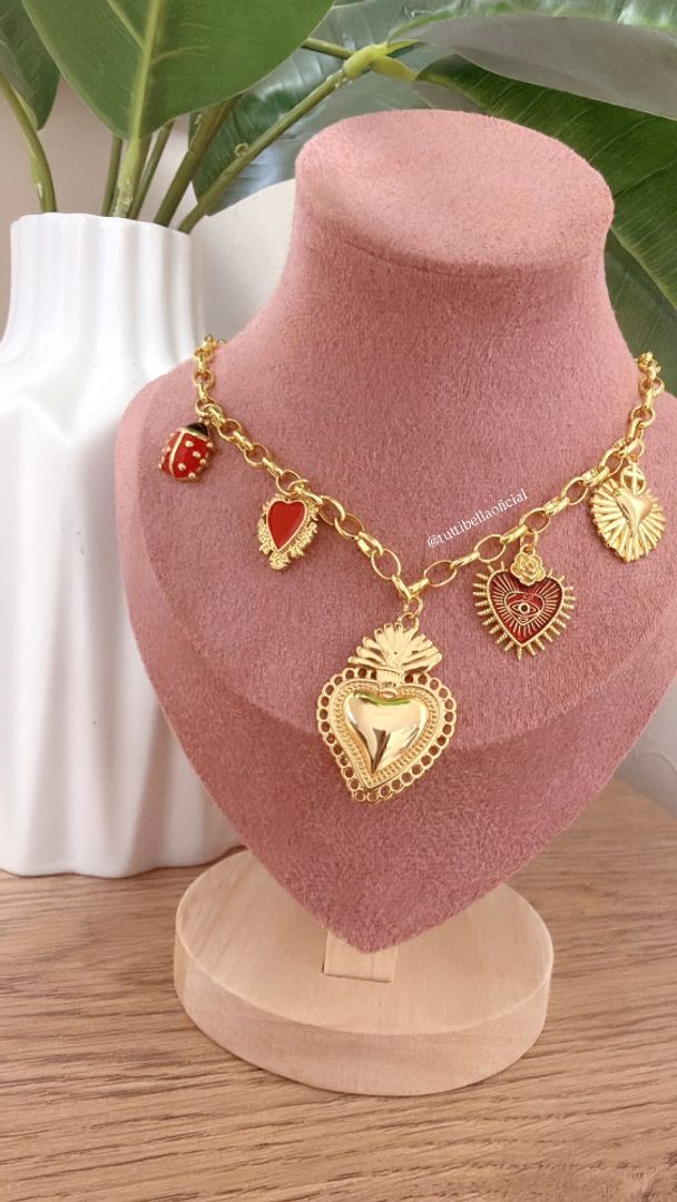 COLLAR CORAZON ROJO