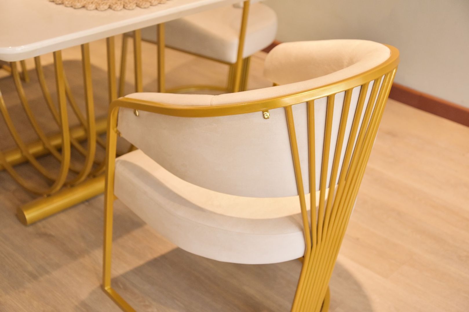 CDOR VENUS X4 METALICO