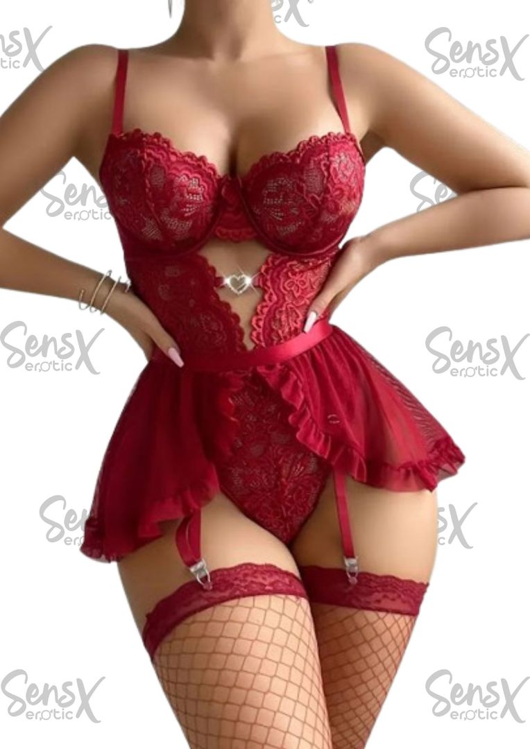 Body de encaje con liguero 