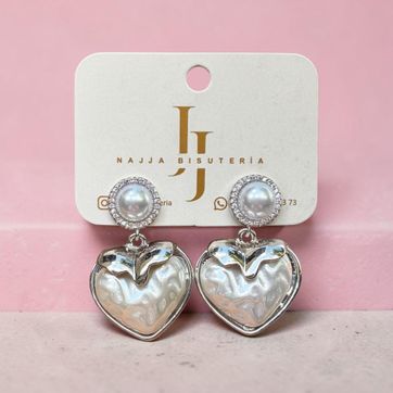 Arete corazón perla  - imagen 1