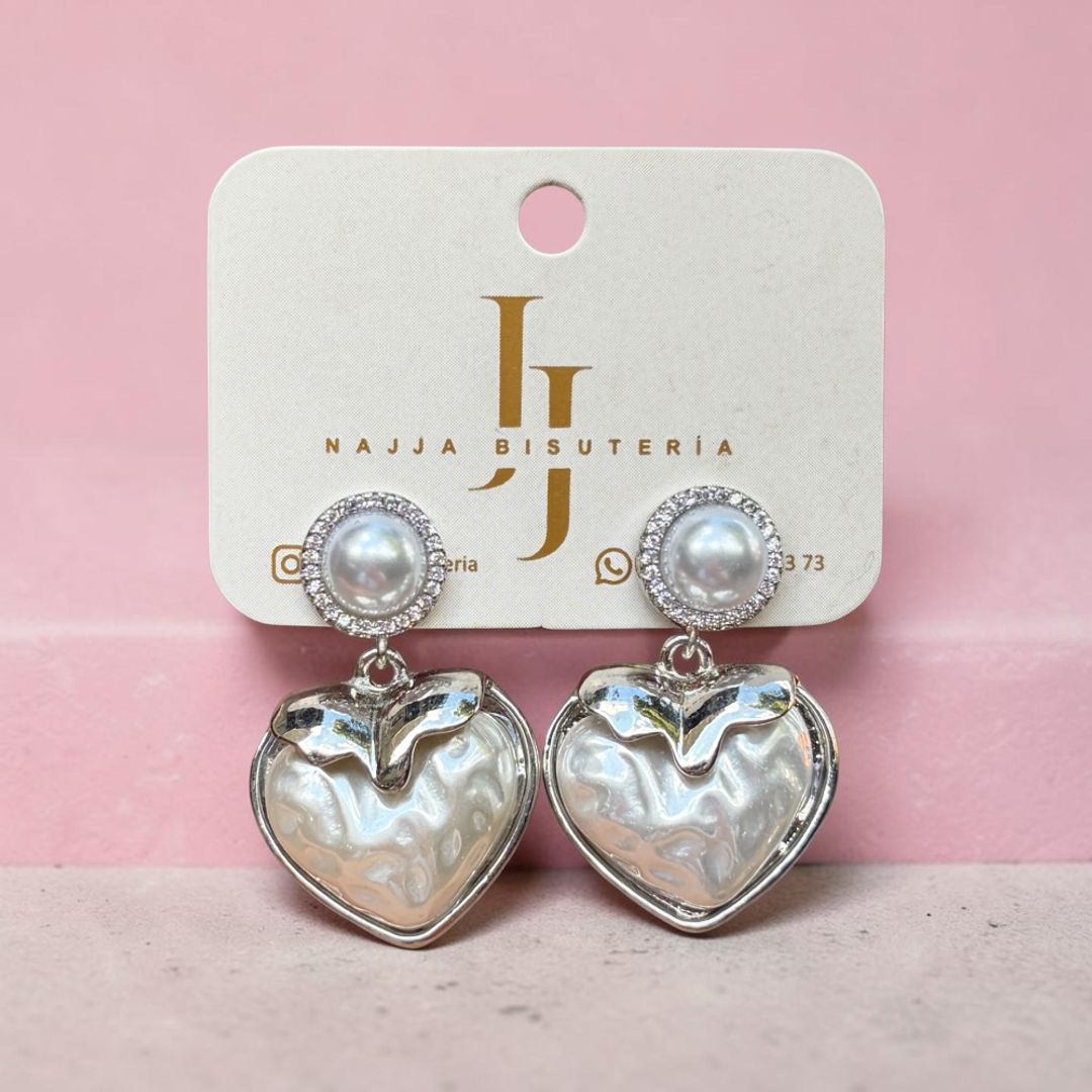 Arete corazón perla 