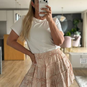 FALDA CORTA ESTAMPADA  VY2796 - imagen 1