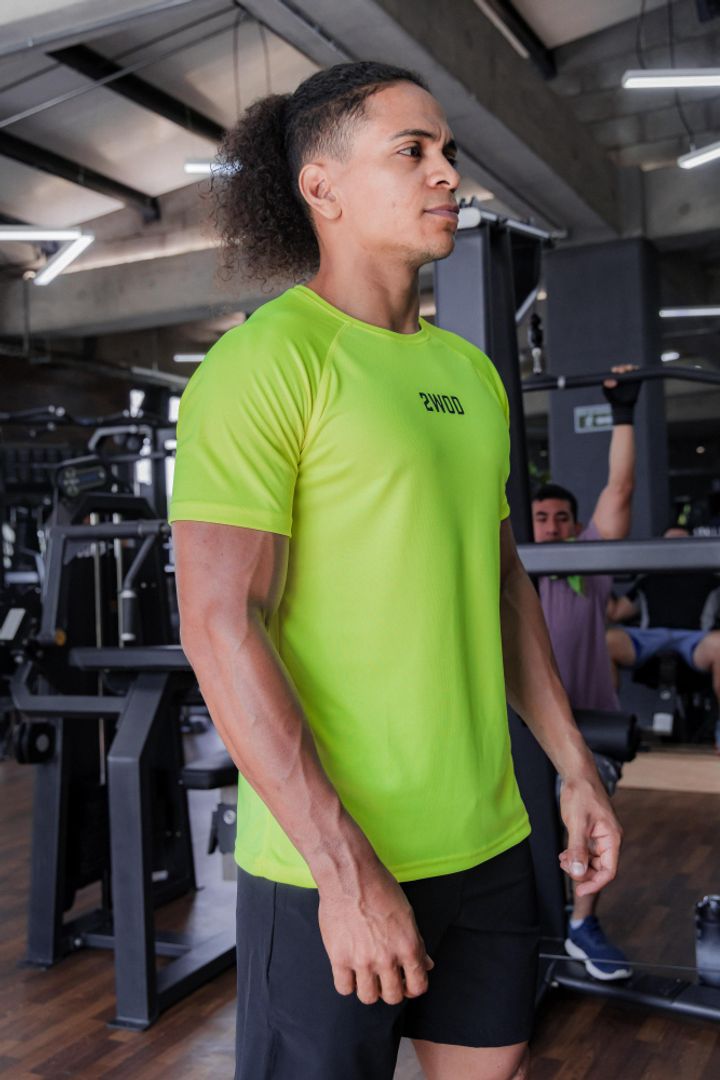 CAMISETA SLIM FIT NEON 