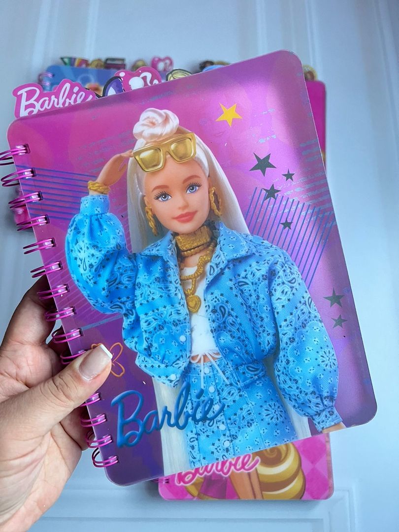 Agenda 5 materias Barbie 