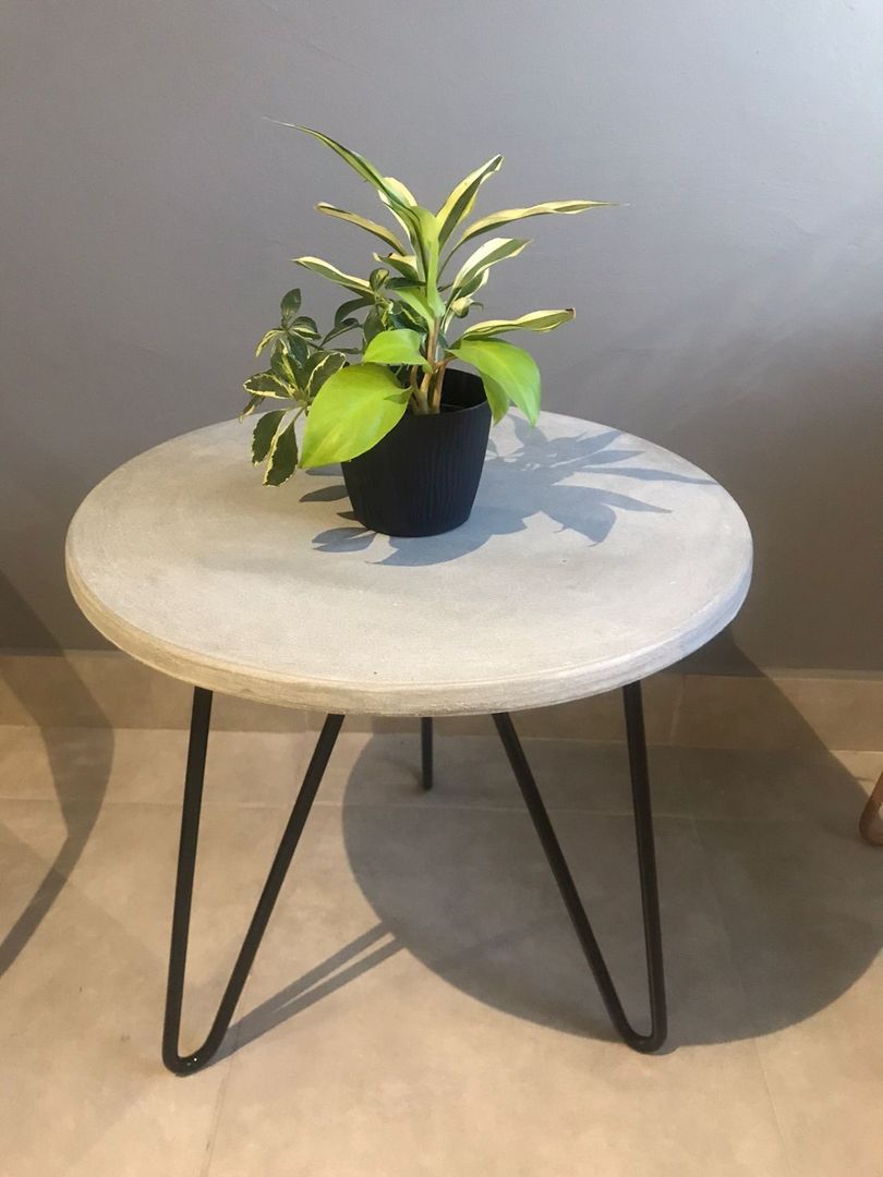 Mesa elemental en concreto