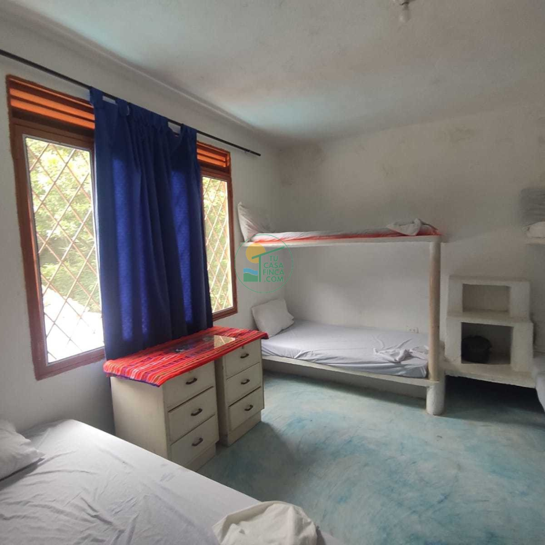 MELGAR |12|16 PERSONAS