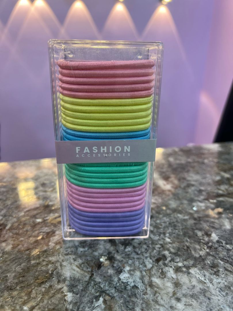 Cajita de 30pcs colas delgadas 