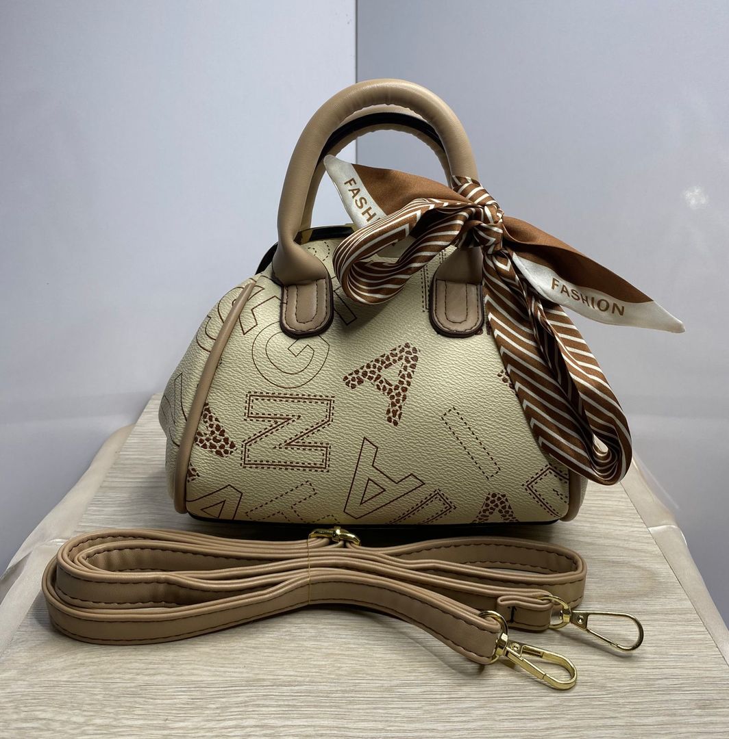 Bolso beige y café 