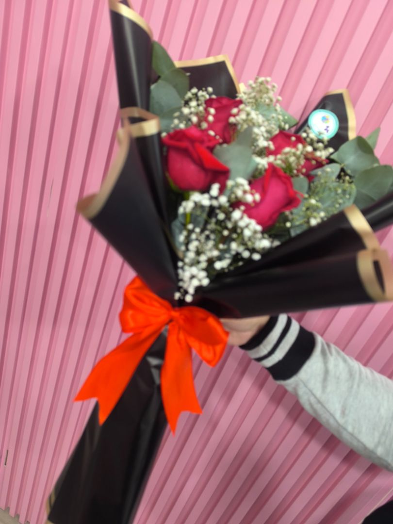 RAMILLETE ROSAS