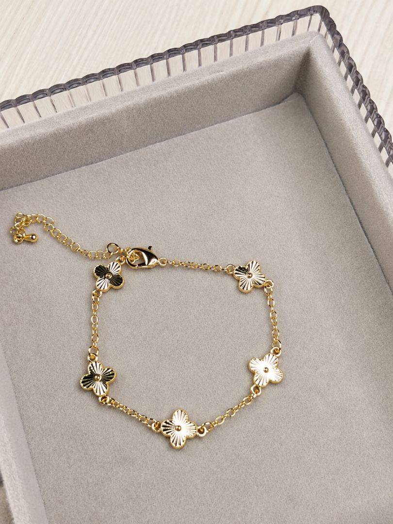 Pulsera Trebol Dorada