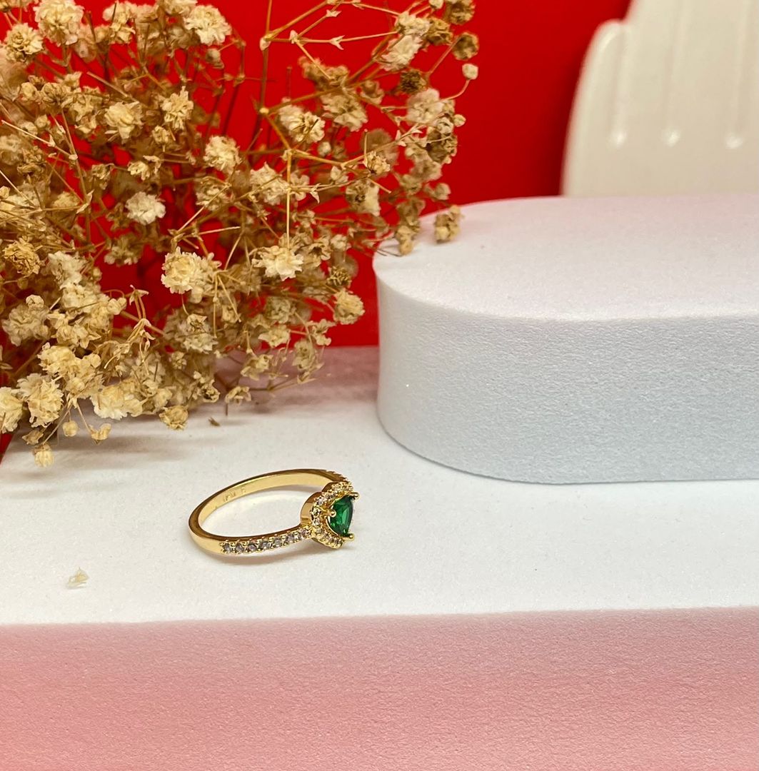 Anillo love milticirconias cristral verde