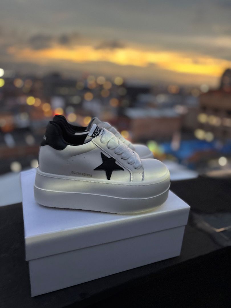 Tenis Platform stair