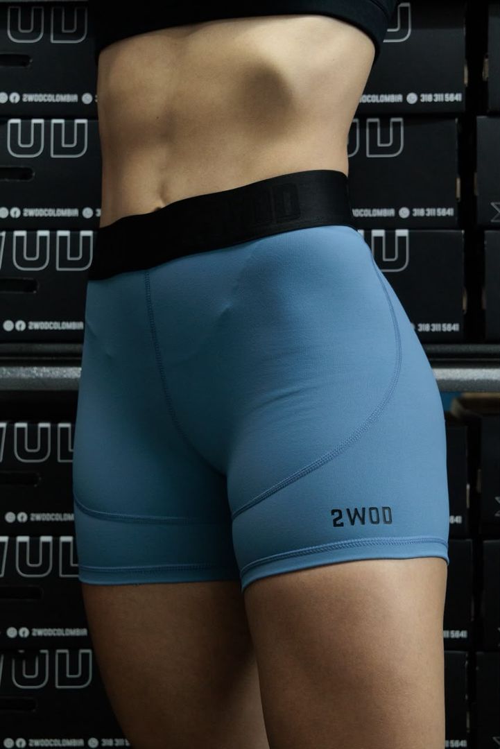 SHORT CLASICO UTF PRO AZUL HIELO