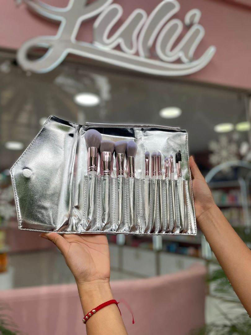 SET DE BROCHAS X10 PARTY QUEEN 