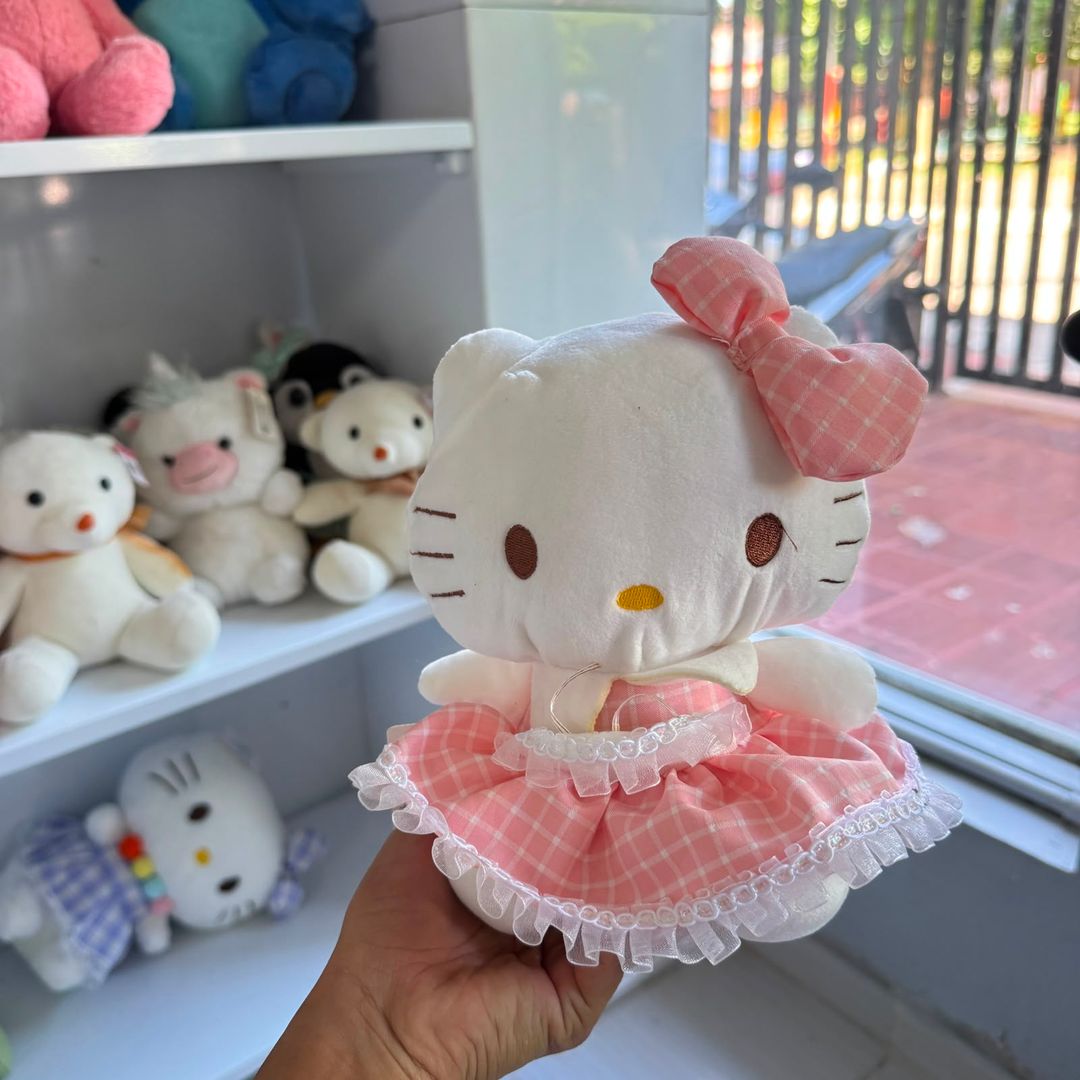 Hello kitty pequeña