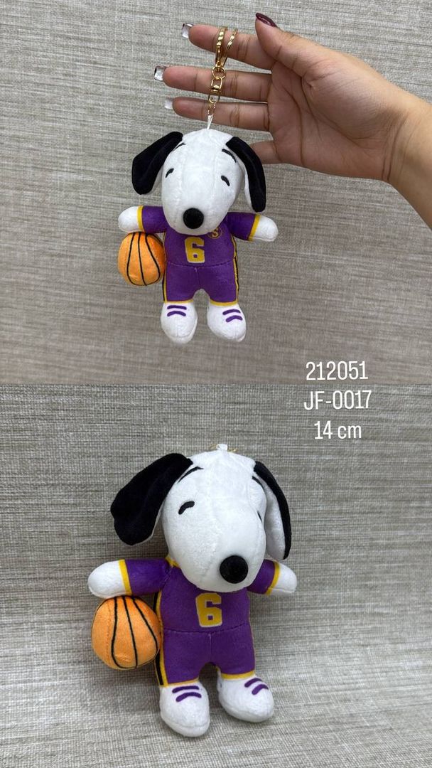 LLAVERO DE SNOOPY DEPORTIVO 14 CM