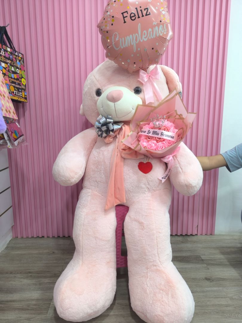 ARREGLO PELUCHE CON ROSAS ETERNAS 