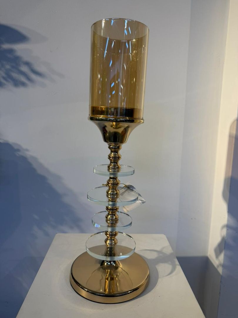 CANDELABRO DORADO CON BRISERO