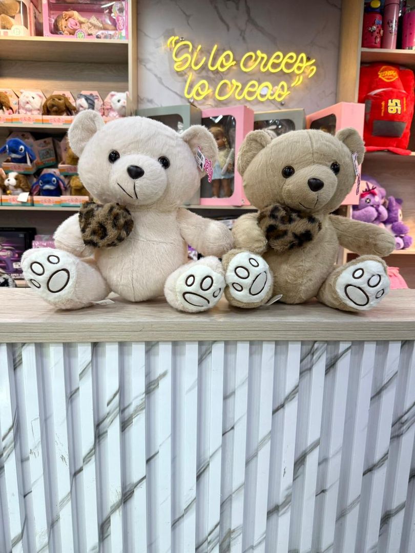 OSO CORAZON ANIMAL PRINT 30cm 