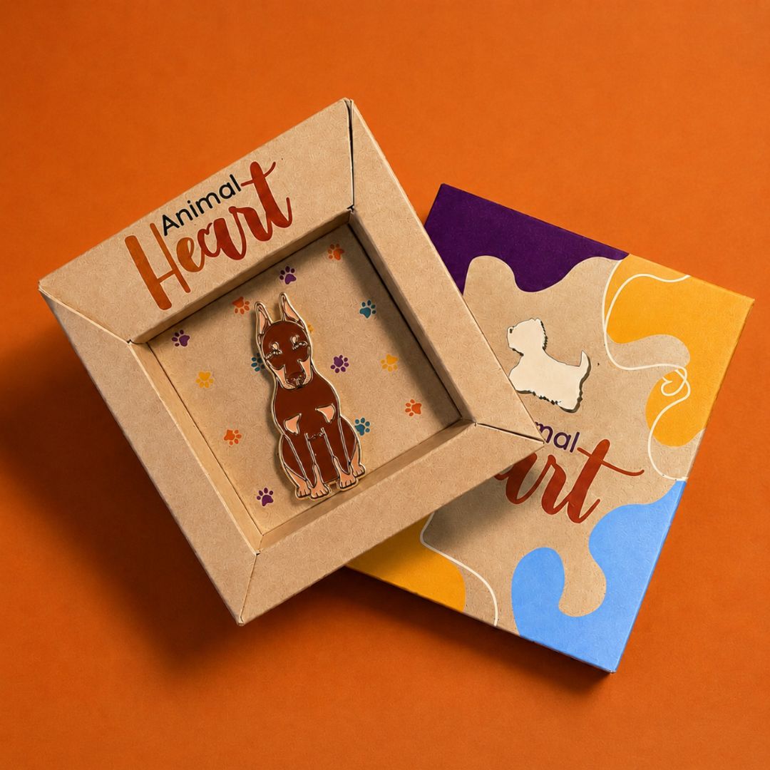 PIN DOBERMAN CAFÉ
