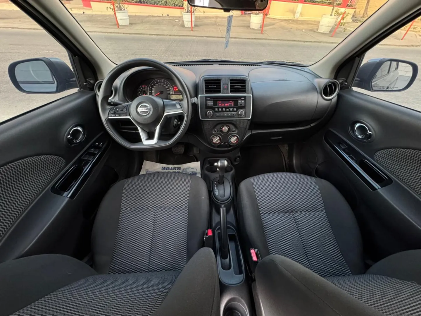 NISSAN MARCH 1.6L AUT SENSE