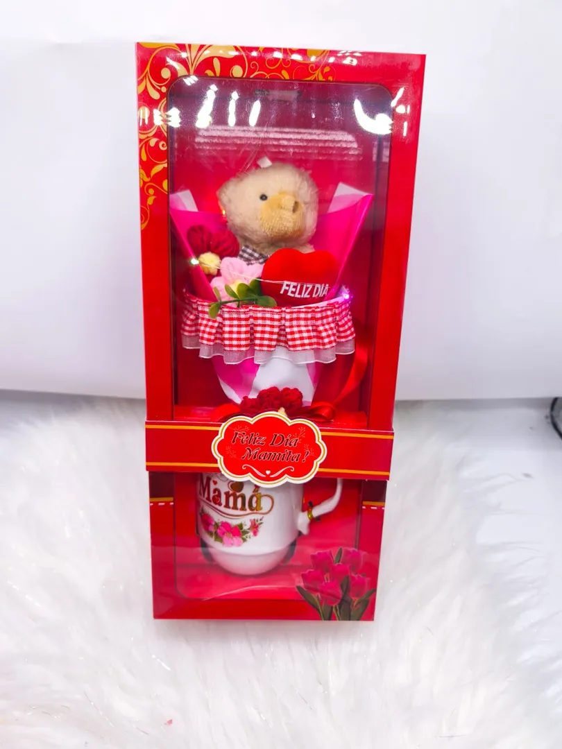 DETALLE RAMO OSO  EN CAJA 