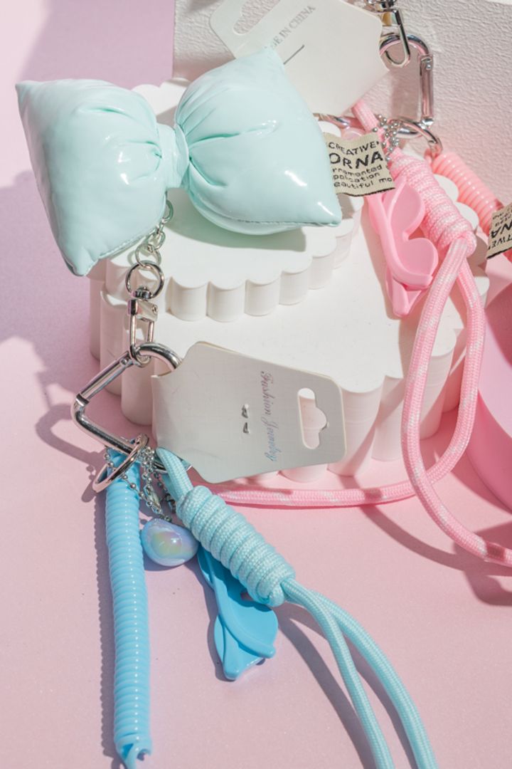 LLAVERO MOÑO RESORTE