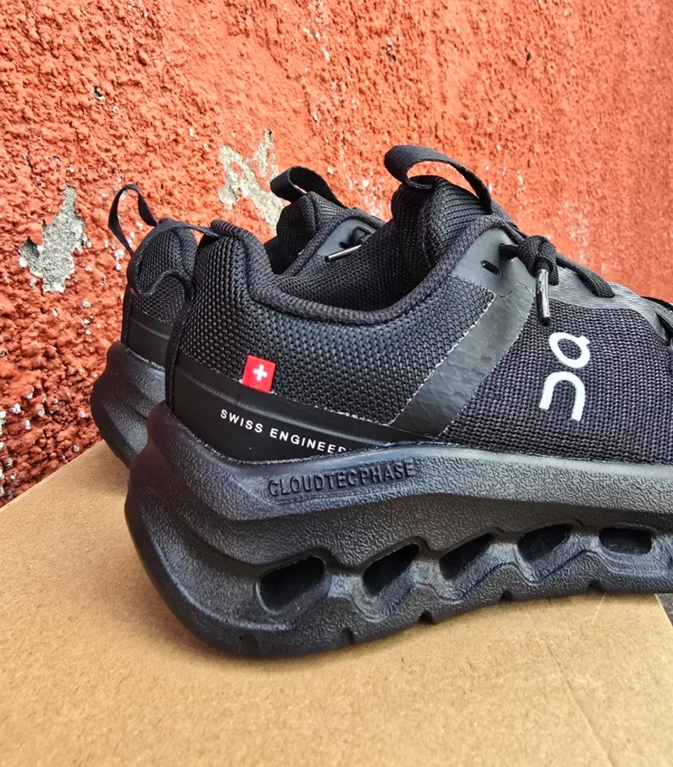 Cloudleap black