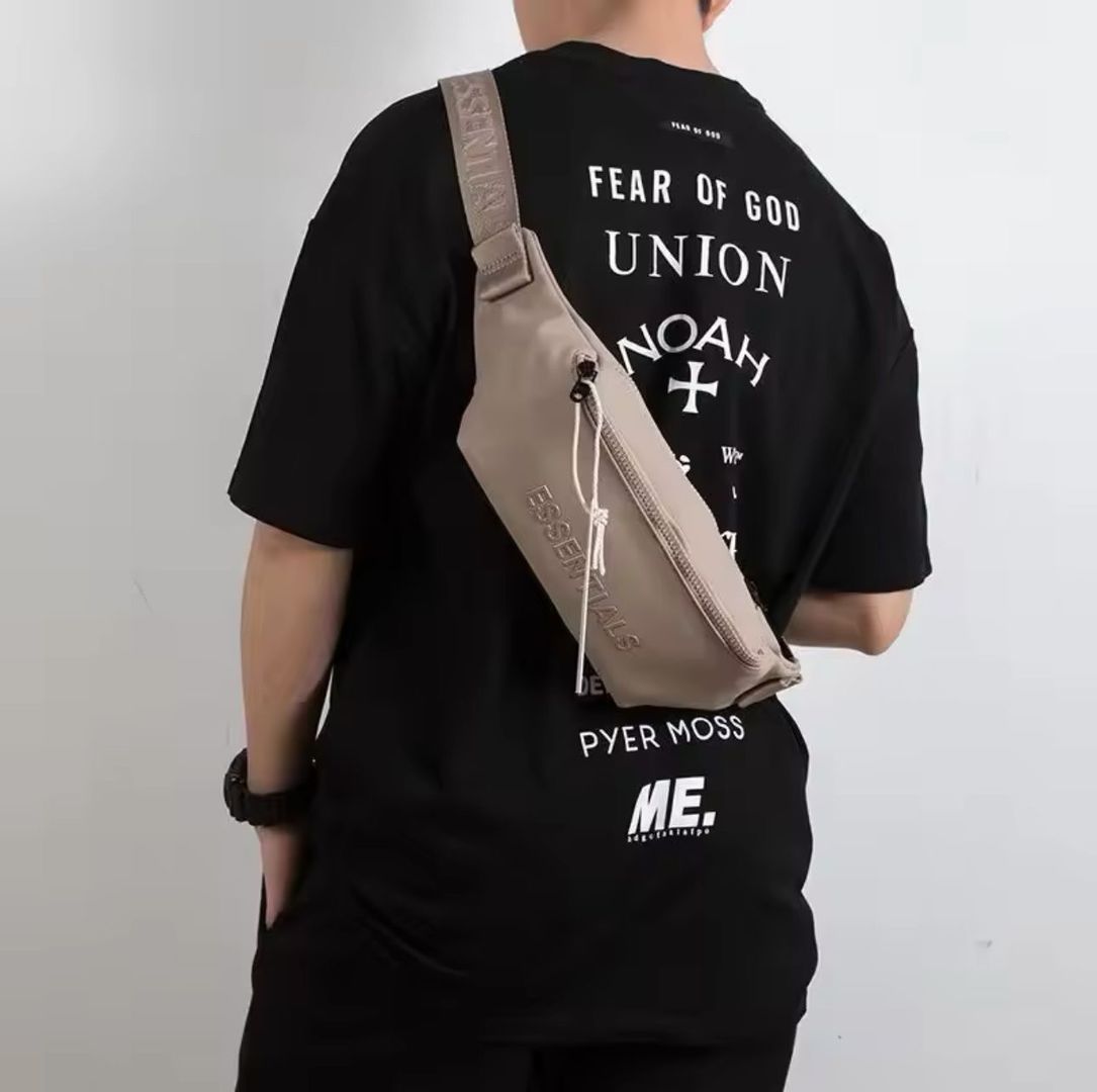 Riñonera Essentials 