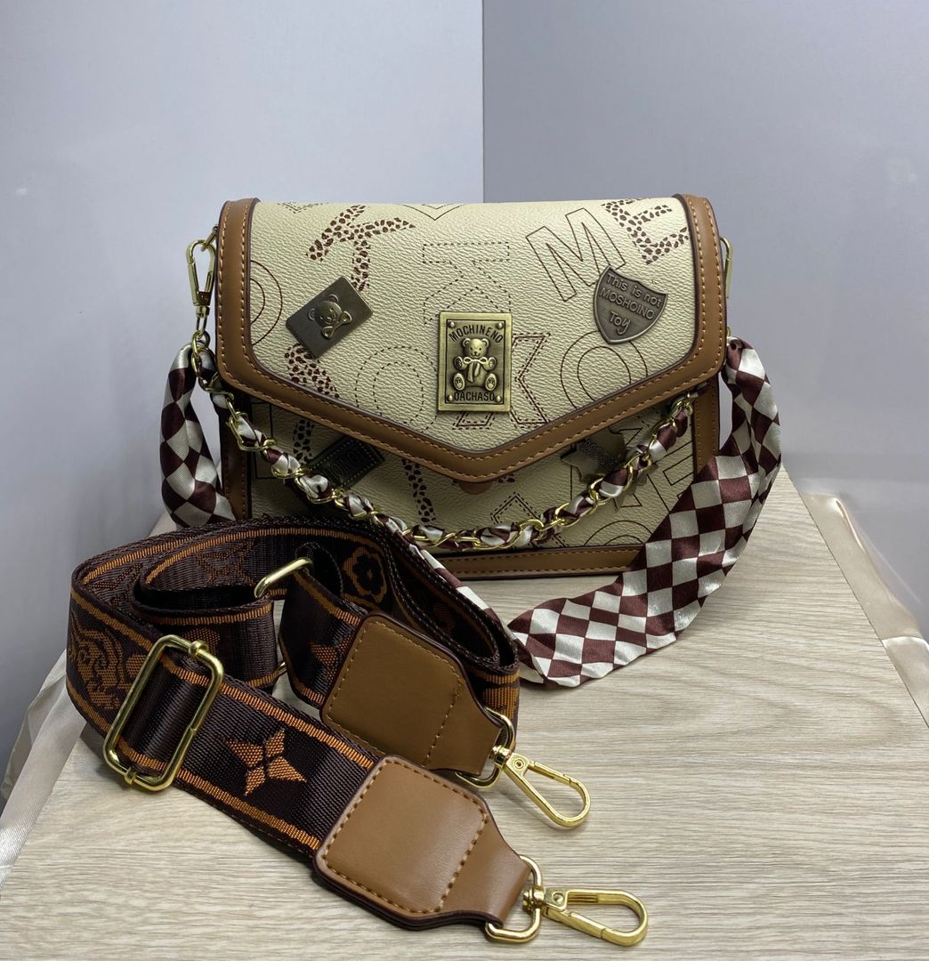 Bolso beige, café claro y café oscuro 
