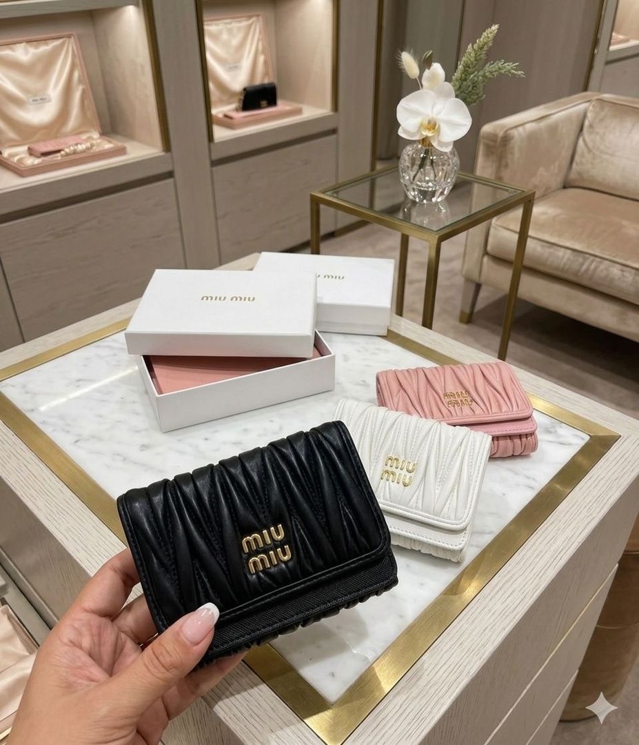 Billetera 1.1 Miu miu 