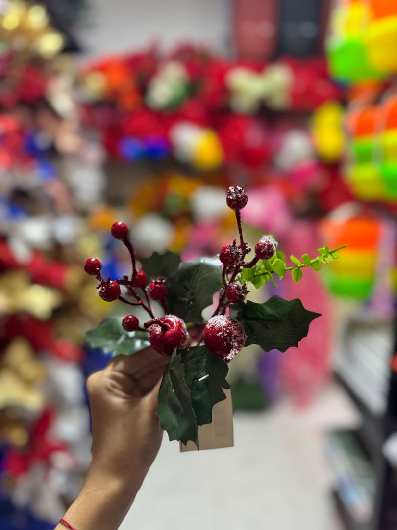 Pino navideño cerezo