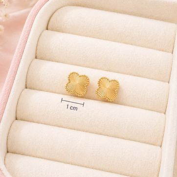 Imagen del producto Aretes Trébol Dorado