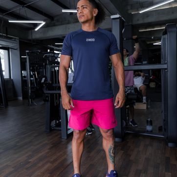 SET MEN CAMISETA AZUL NAVY + PANTALONETA FUCSIA - imagen 1