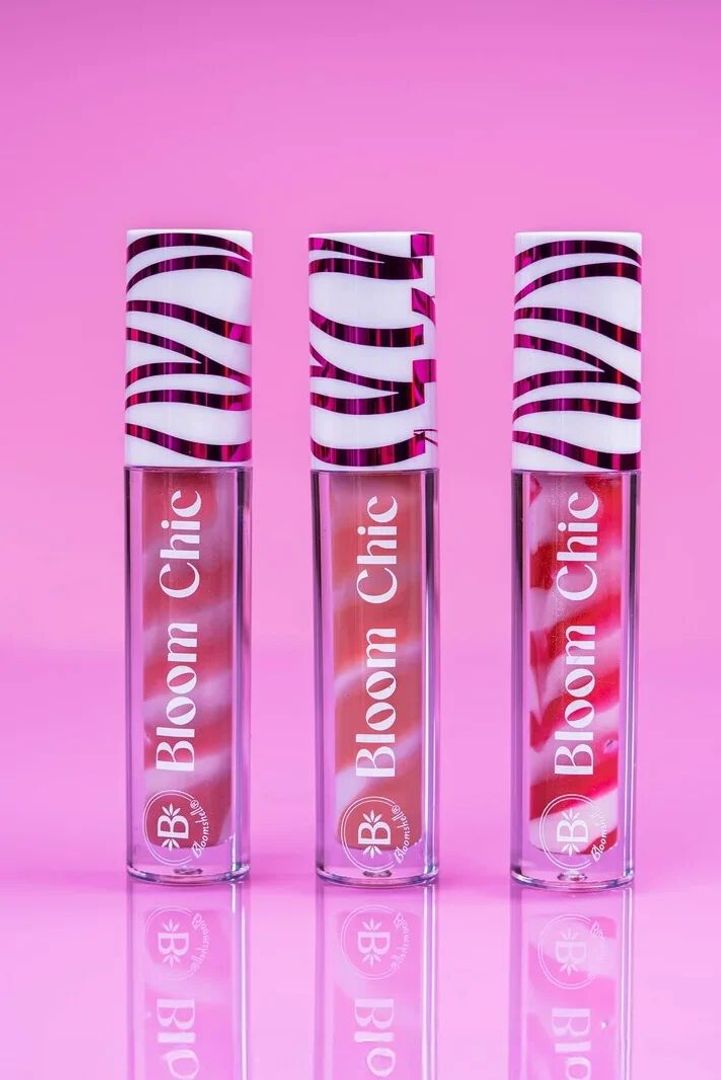 Bloom chic lip gloss 