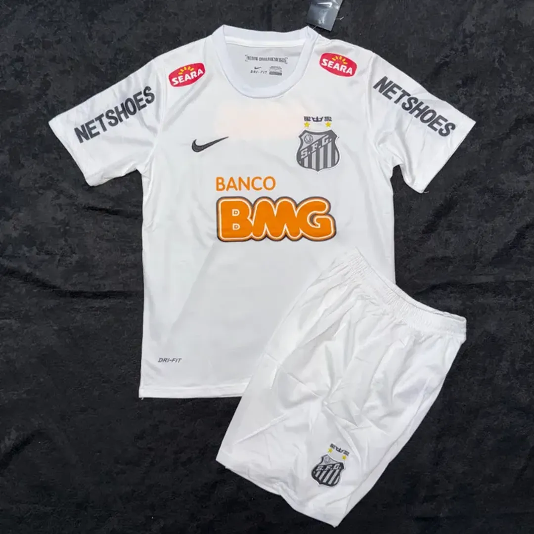 RETRO SANTOS