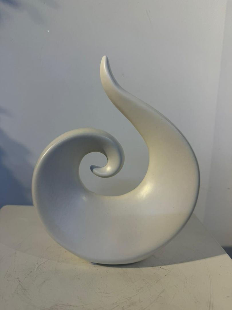 FIGURA BLANCA