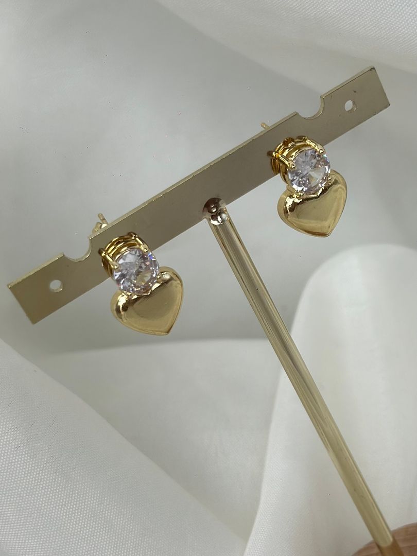 Arete corazón piedra 