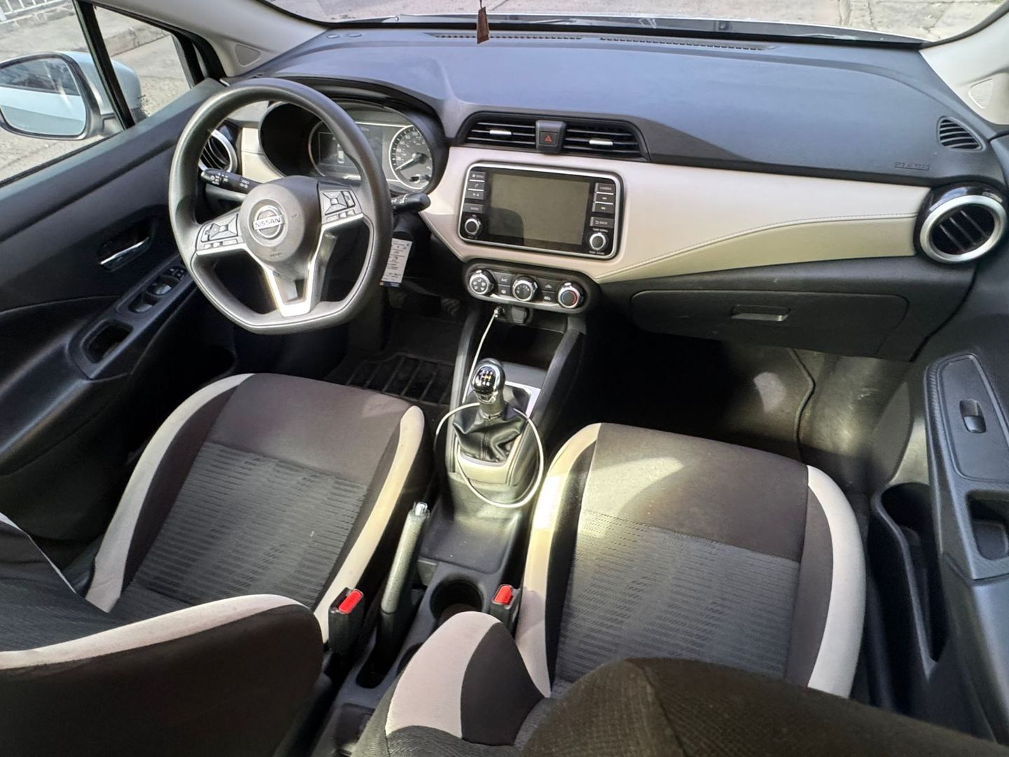 NISSAN VERSA 1.6L MEC 2022 ADVANCE