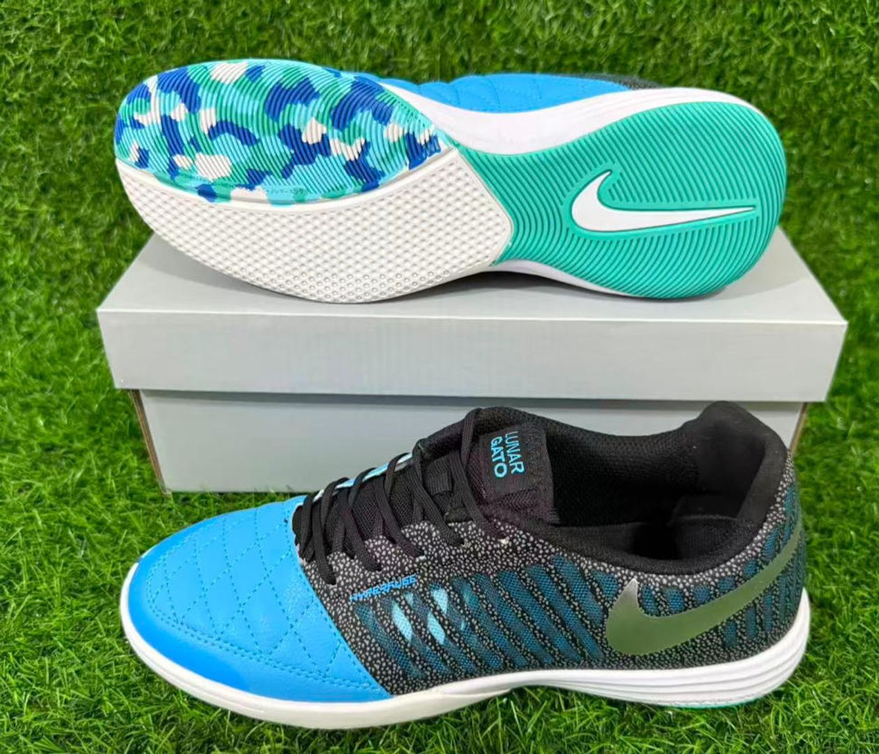 Tenis Gato IC niño - Indoor / Futsal Lote 1