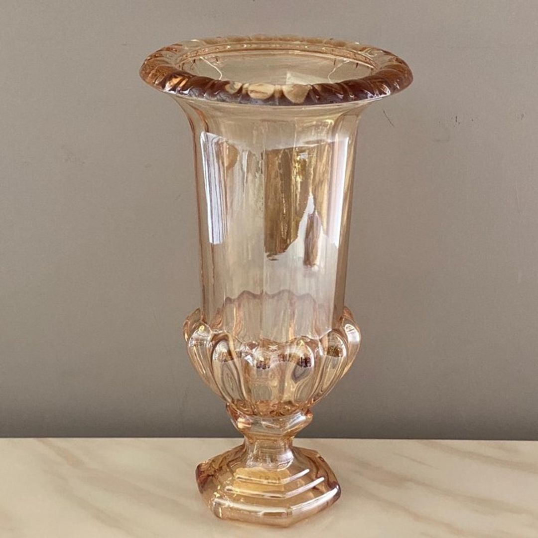 Florero de cristal ambar