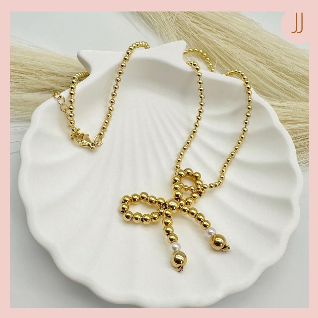 Collar Balines Coquette Dorado/Blanco