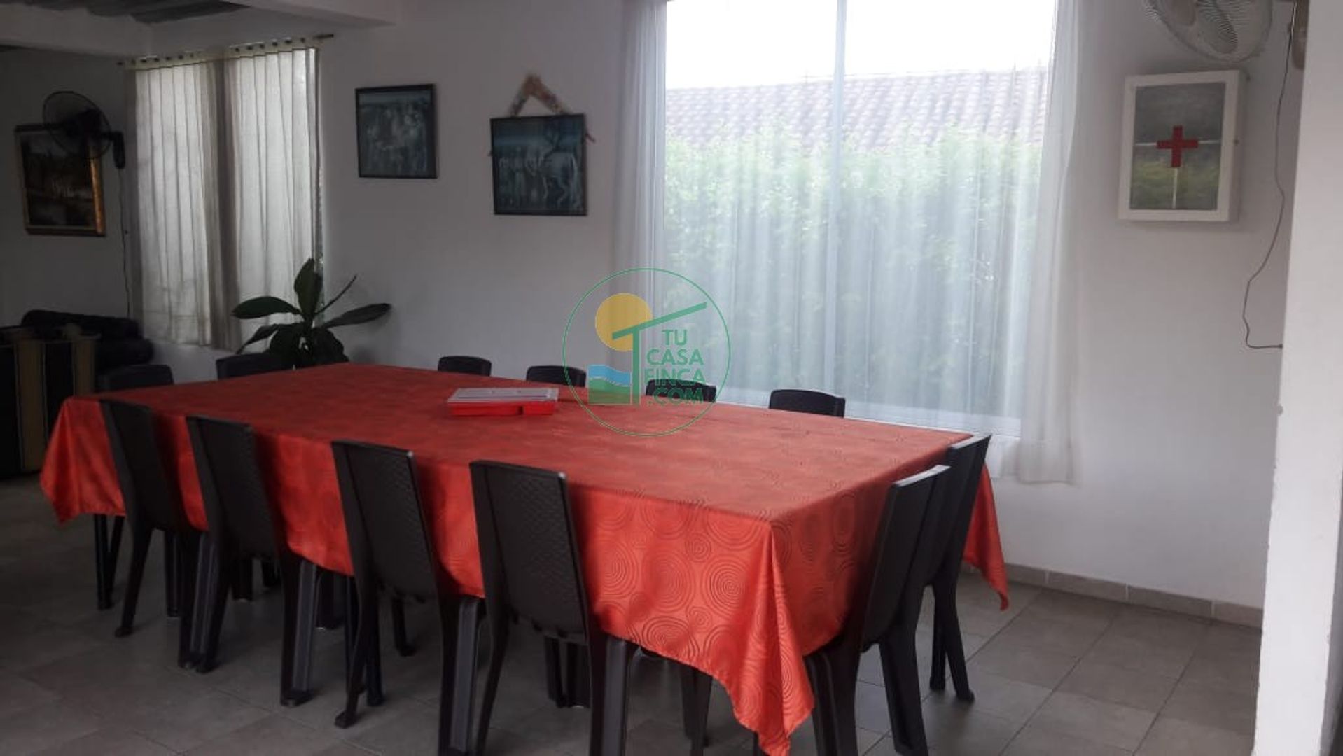 MELGAR  |12 PERSONAS