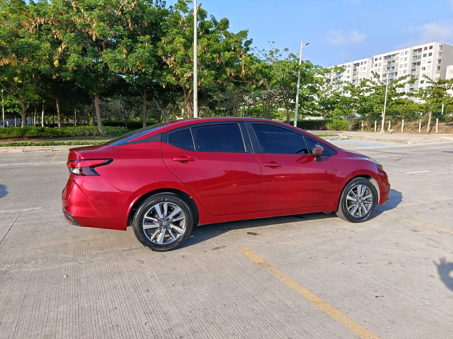 NISSAN VERSA AUT ADVANCE 2021