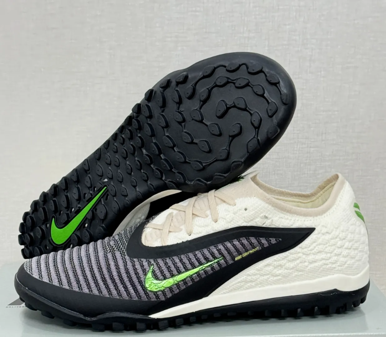 Tenis Phantom TF - Sintética / Turf Lote 1