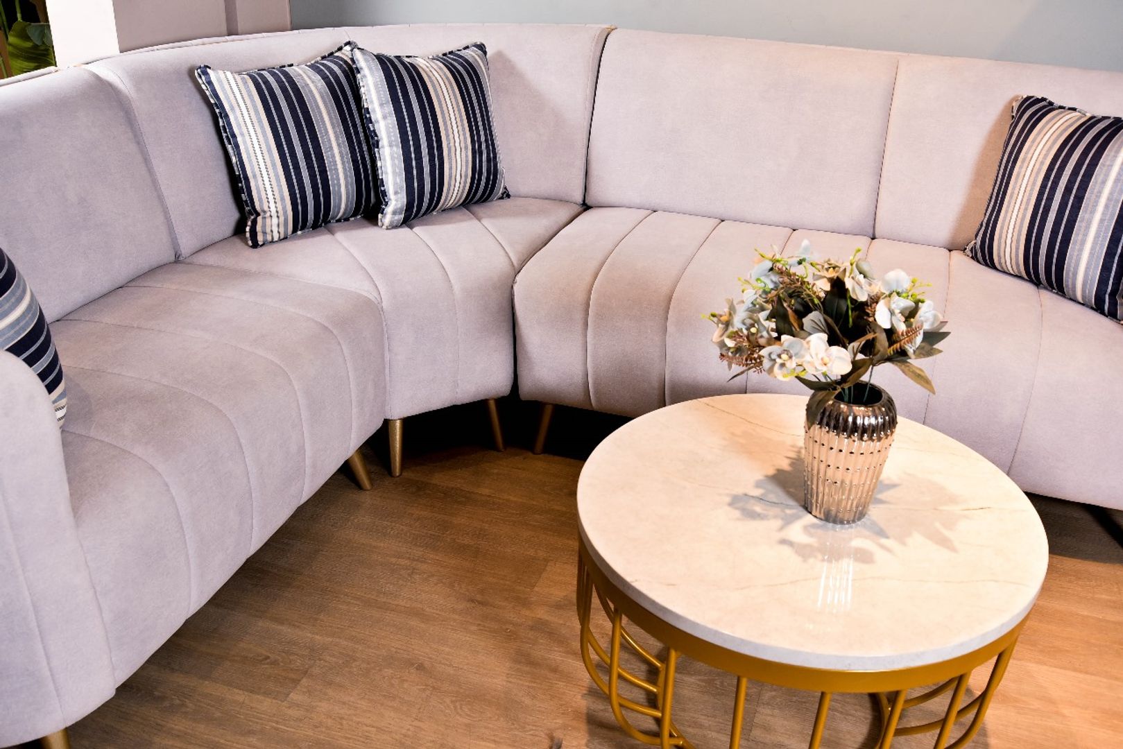 SALA ELE RUBY TAPIZ PLATA